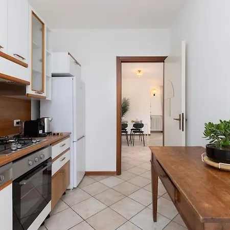 Damler Apartment