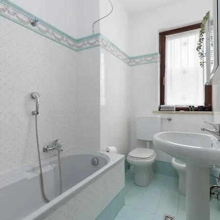 Damler Apartment *