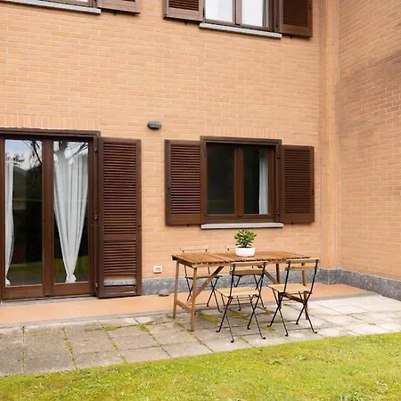 Damler Apartment Maccagno